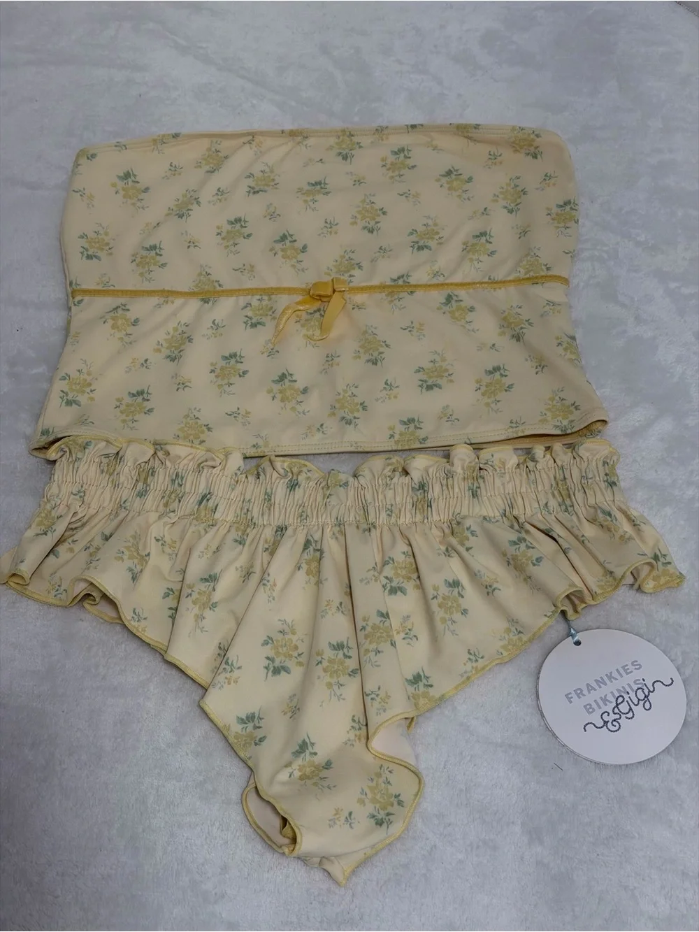 Frankie’s Bikinis Yellow Floral Set Size M and L